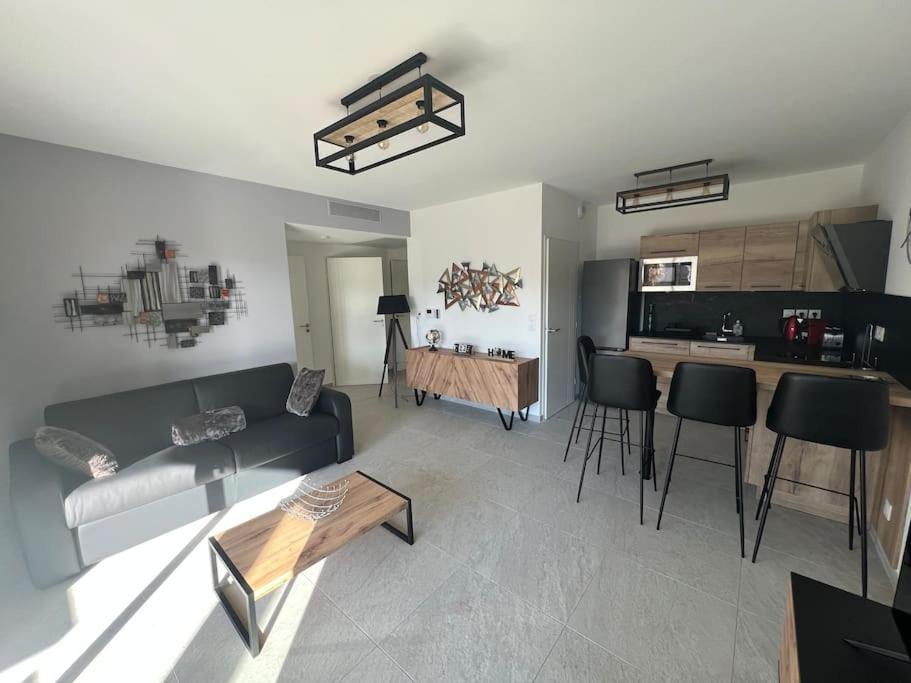 Superbe Appartement Neuf Aucalme 생 망드리에 쉬르 메르 외부 사진